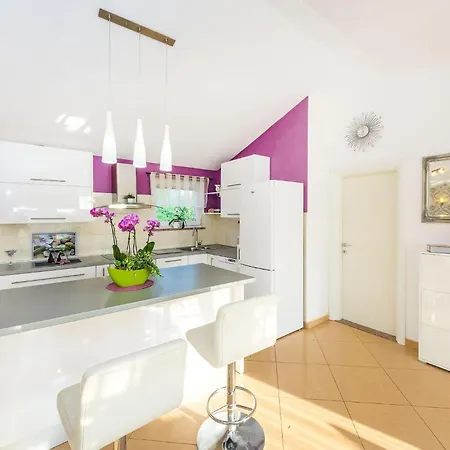 Awesome In With Outdoor Swimming Pool Holiday home Zaton (Zadar)