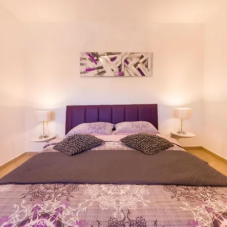 Holiday home Awesome In With Outdoor Swimming Pool Zaton (Zadar)